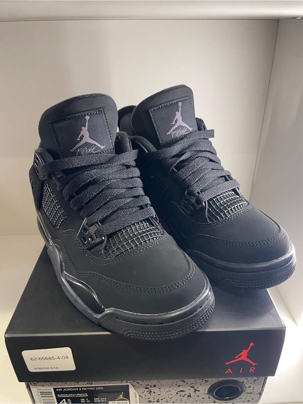 Air Jordan 4 Retro GS 'Black Cat' 2020 size 4.5 (women’s size 6-6.5)